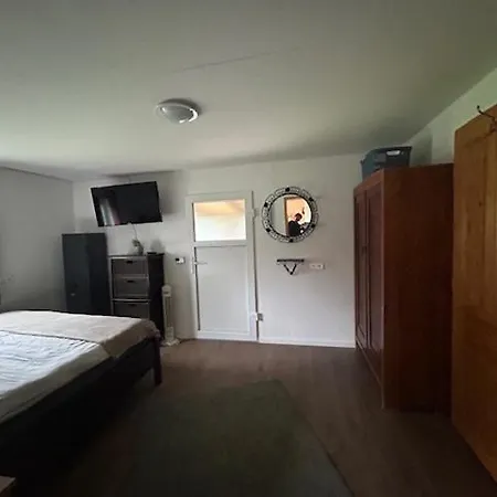 Jaeger-lodge Nyaraló *